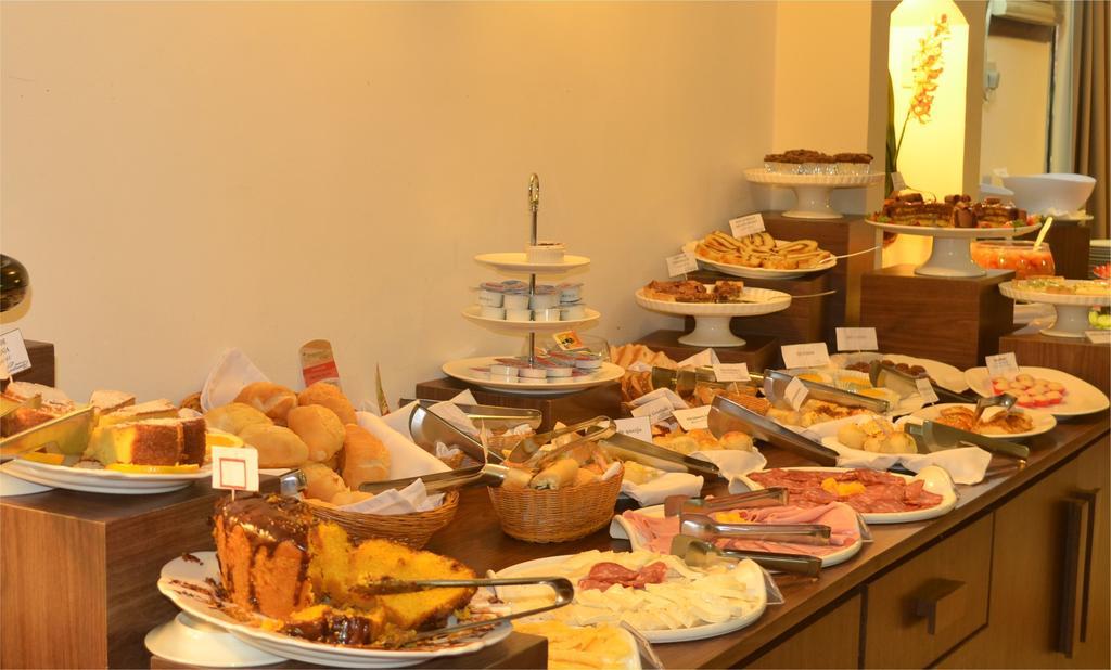 Gran Continental Hotel Taubaté エクステリア 写真
